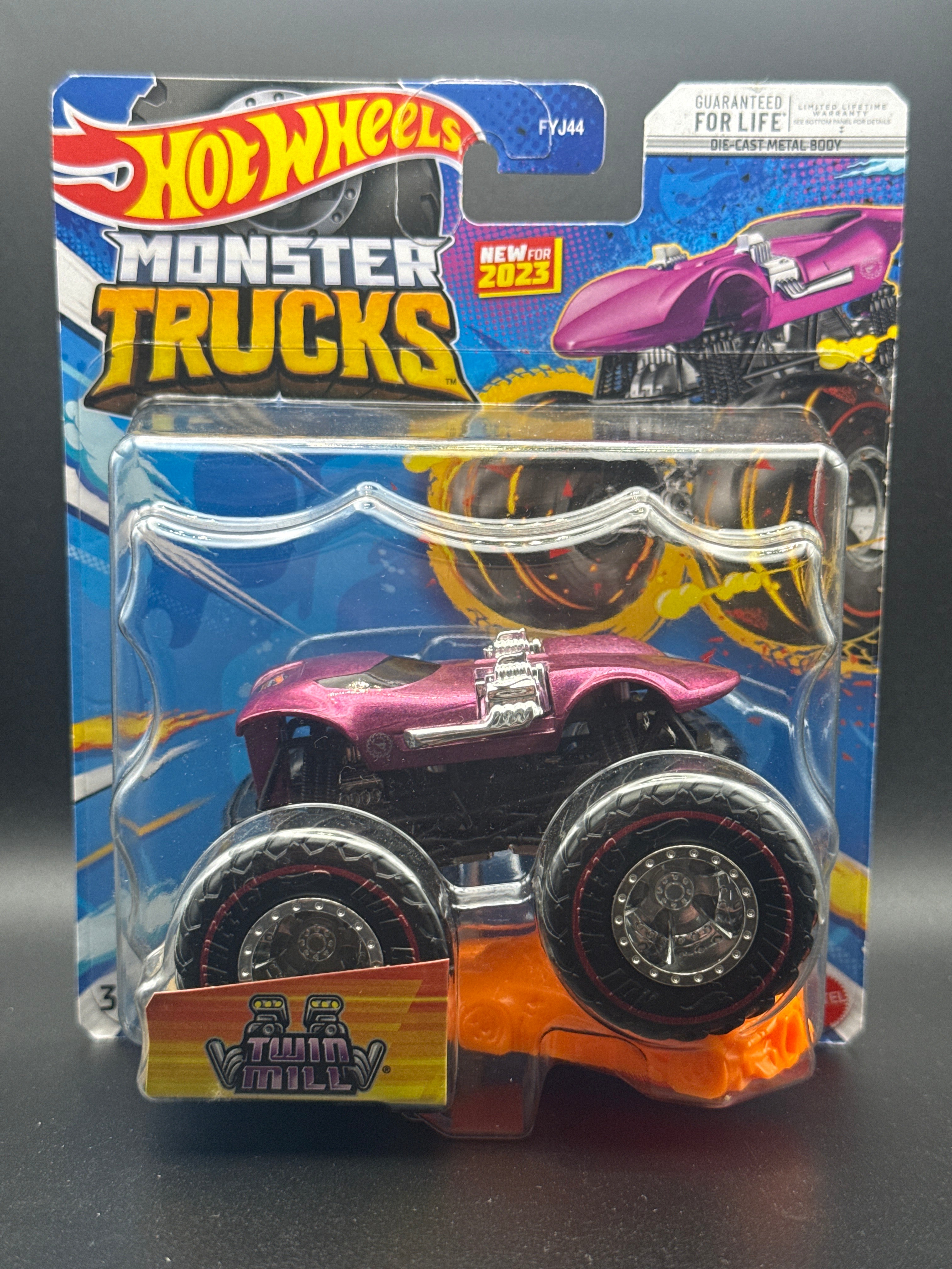 Hot wheels TH Twim mill monster truck