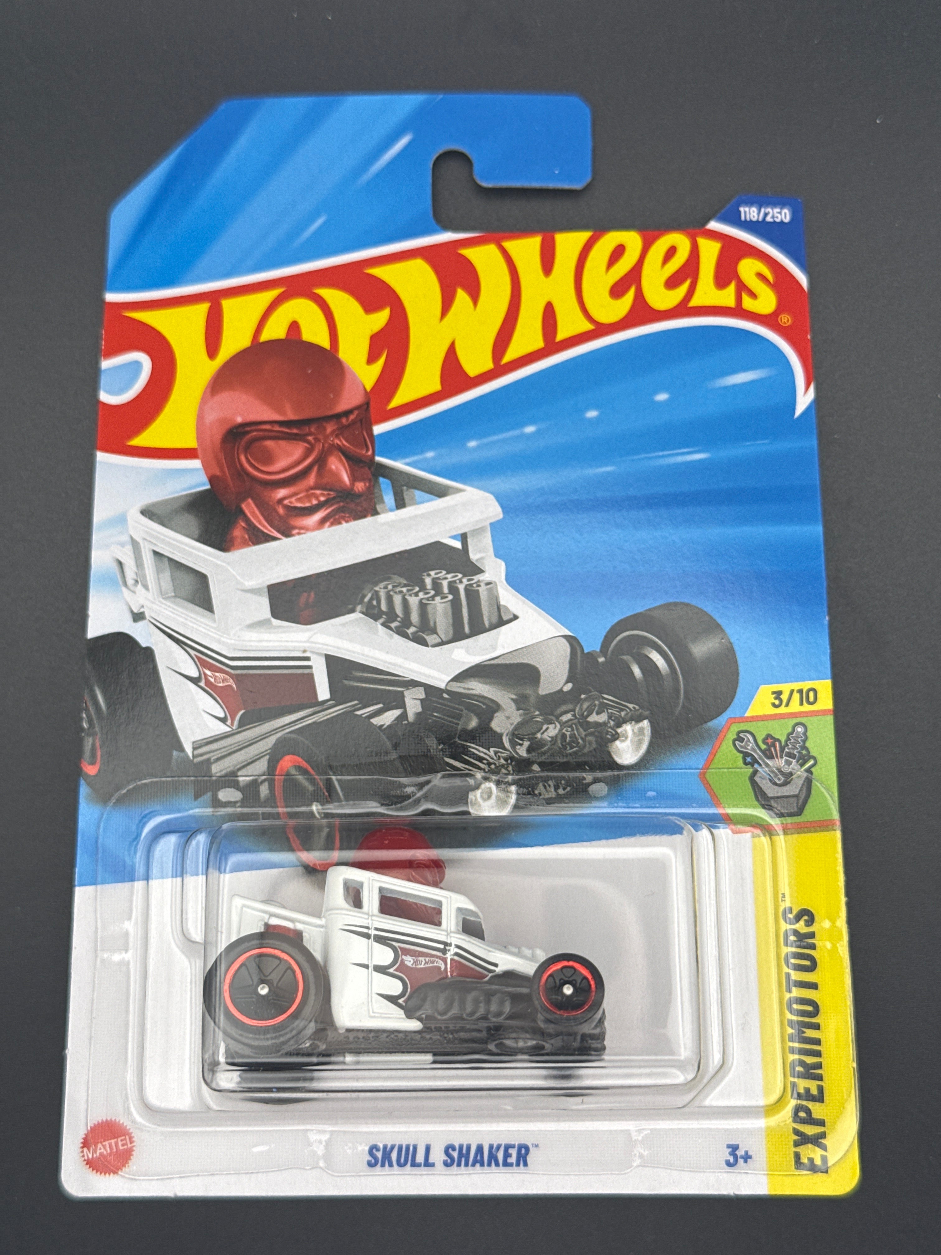 Skull Shaker